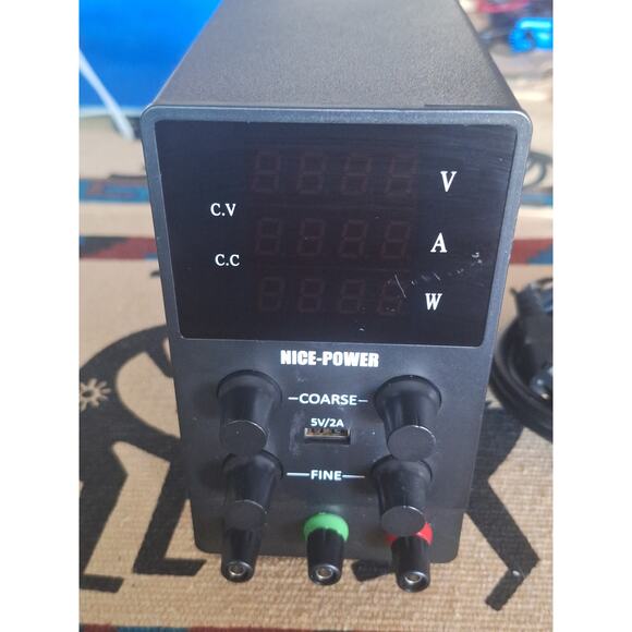 NICE-POWER SPS3010 Adjustable DC Bench Power Supply 0–30V 0–10A CV CC USB Tested - Picture 2 of 8